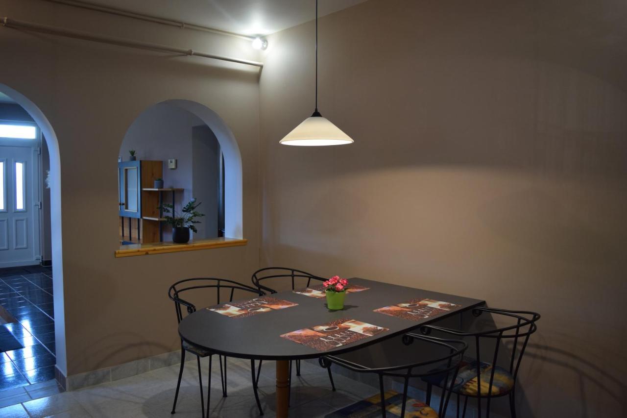 La Mia Casa Vendeghaz Hotel Kaposvar Ngoại thất bức ảnh